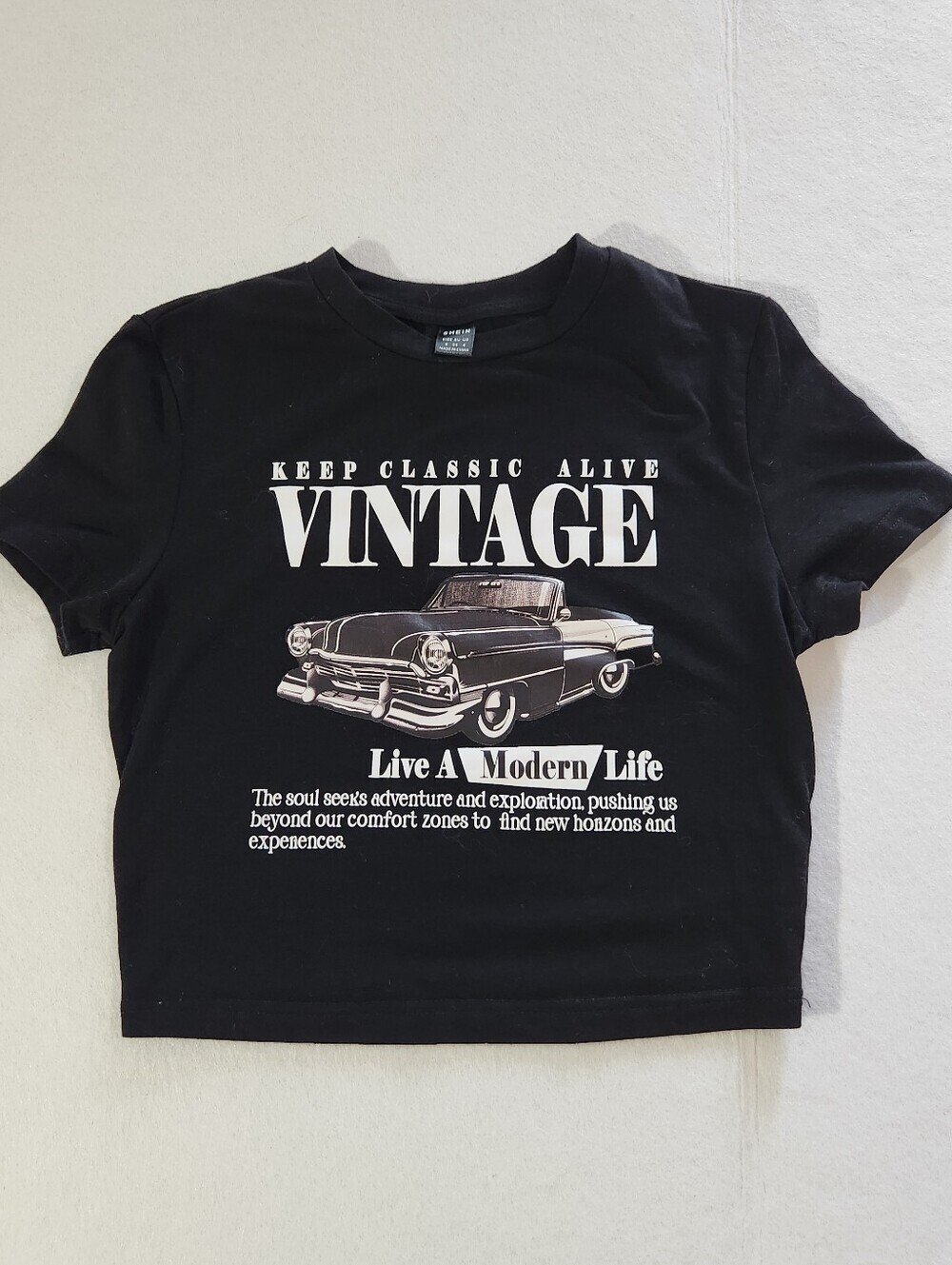 Black Graphic Vintage Car Crop Tee Size Small